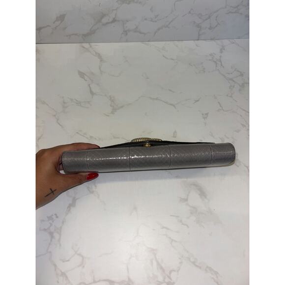 Gucci GG Marmont Envelope Clutch in Grey Leather - Like New - Picture 3 of 6